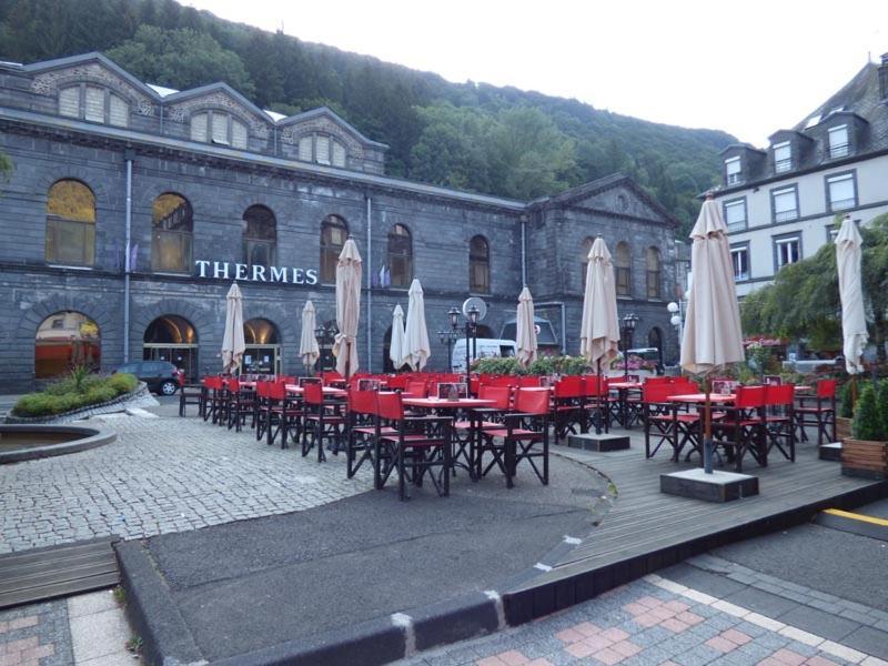 Studio Classe 4 Personnes Face Aux Thermes, Avec Coin Nuit Le Mont-Dore Extérieur photo